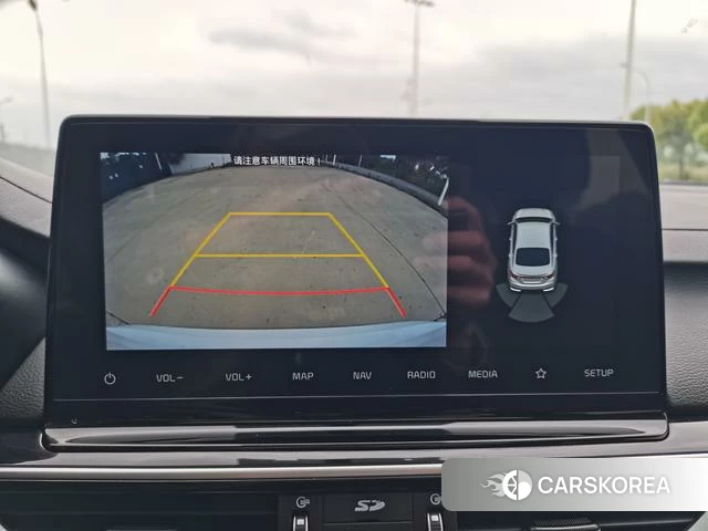 Kia K3 2023 Белый из Китая, фото 3