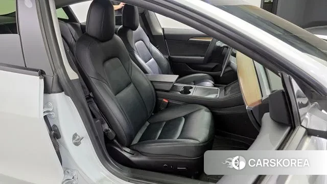 Tesla Model 3 2021 Белый из Кореи, фото 3