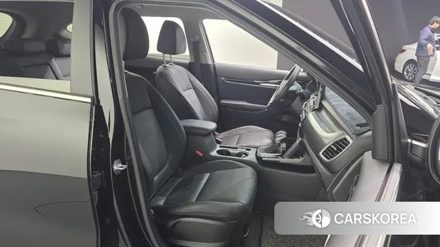 Kia Seltos 2021 Черный из Кореи, фото 3