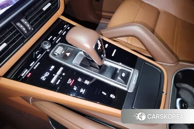 Porsche Cayenne (PO536) 2022 Черный из Кореи, фото 3