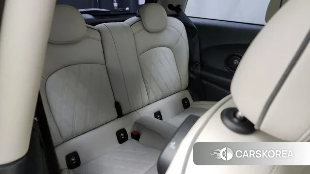 Mini Cooper S 2023 Светло-зеленый из Кореи, фото 3