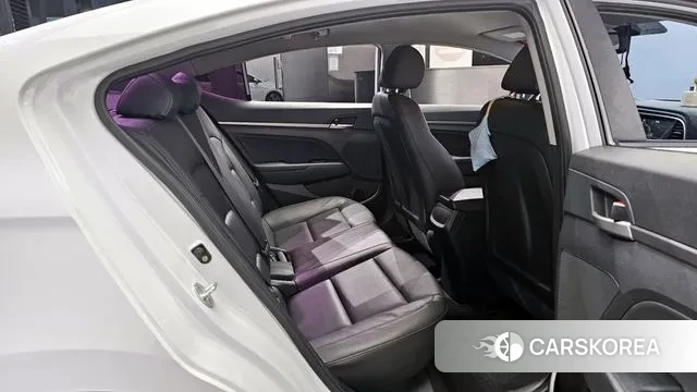 Hyundai Avante AD 2018 Белый из Кореи, фото 3
