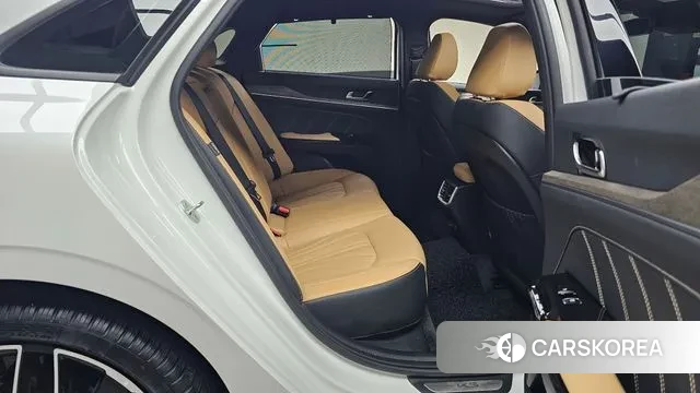 Kia K5 3rd generation 2023 Белый из Кореи, фото 3