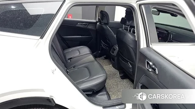 Kia Sportage 5th Generation 2024 Белый из Кореи, фото 3