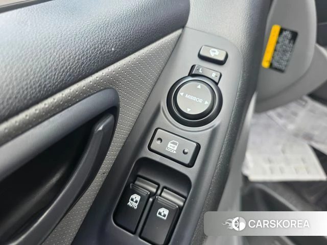 Hyundai The New Grand Starex 2019 Белый из Кореи, фото 3