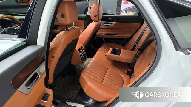 Jaguar XF (X260) 2018 Белый из Кореи, фото 3