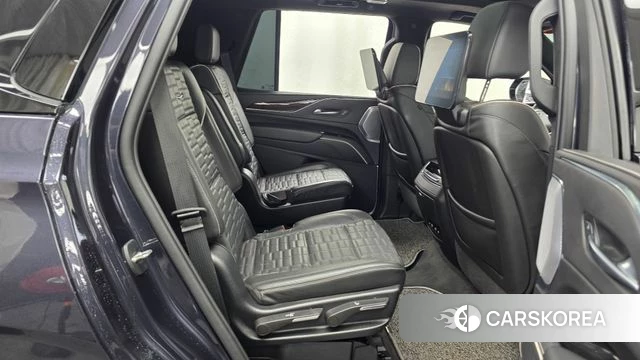 Cadillac Escalade 5th Generation 2022 Серый из Кореи, фото 3