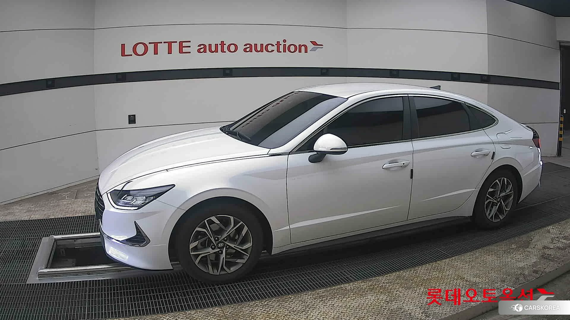 Hyundai Sonata 2022 Creamy White Pearl (optional) из Кореи, фото 3