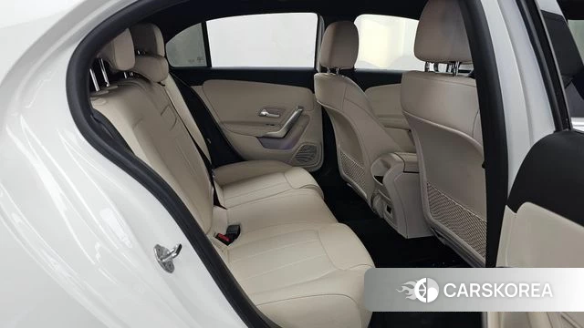Mercedes-Benz A-Class W177 2022 Белый из Кореи, фото 3