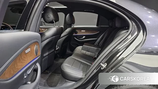 Mercedes-Benz E-Class W213 2022 Серый из Кореи, фото 3