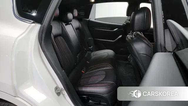 Maserati Levante 2022 Белый из Кореи, фото 3