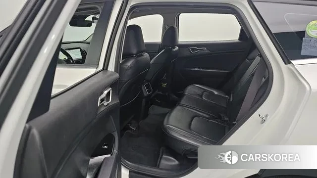 Kia Sportage 5th Generation 2022 Белый из Кореи, фото 3