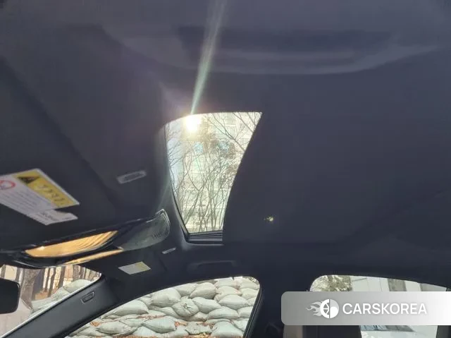 BMW 5 Series (G30) 2018 Белый из Кореи, фото 3