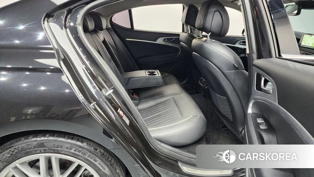 Genesis G70 2019 Черный из Кореи, фото 3