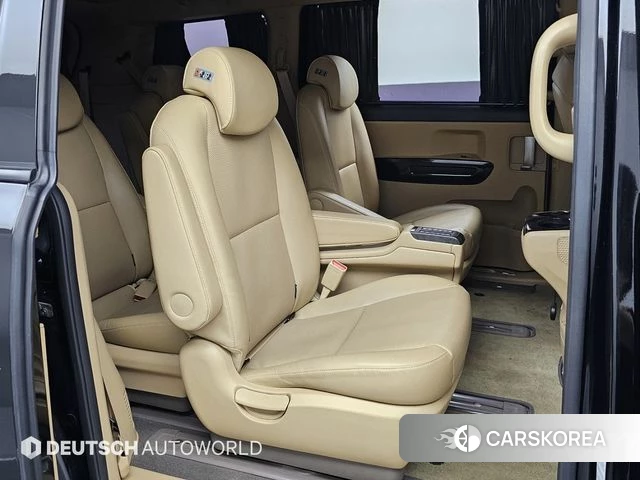 Kia The New Carnival 2018 Черный из Кореи, фото 3