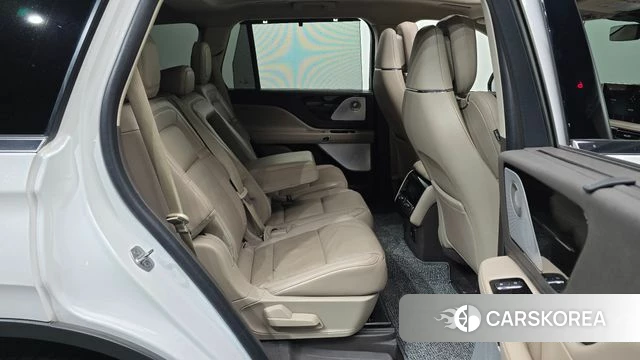 Lincoln Aviator 2nd generation 2021 Белый из Кореи, фото 3