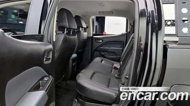 Chevrolet (GM Daewoo) Real New Colorado 2022 Черный из Кореи, фото 3