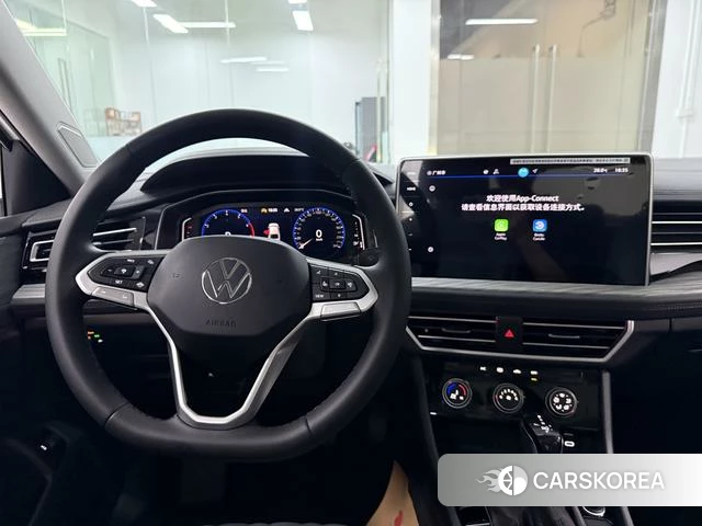 Volkswagen Sagitar 2025 Белый из Китая, фото 3