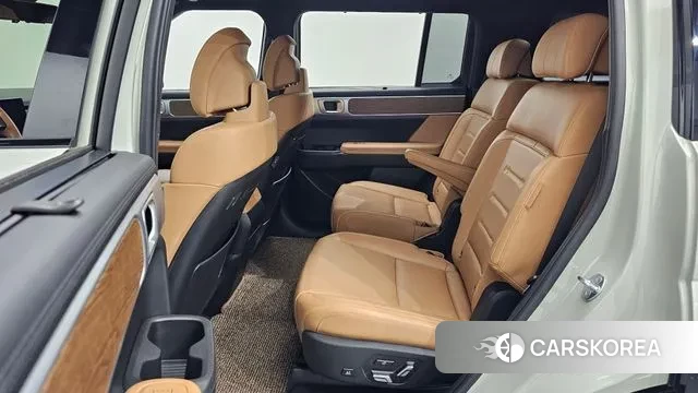 Hyundai Santa Fe (MX5) 2023 Жемчужный цвет из Кореи, фото 3