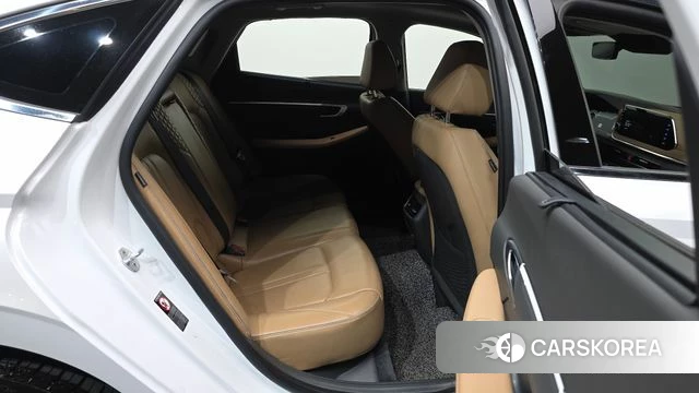 Hyundai Sonata (DN8) 2019 Белый из Кореи, фото 3