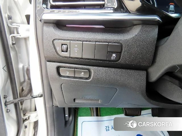 Kia Niro Plus 2022 Белый из Кореи, фото 3