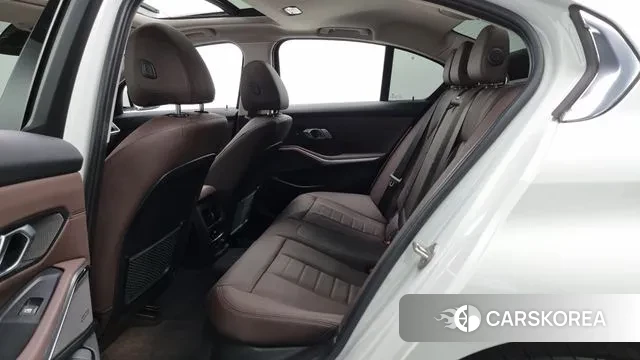 BMW 3 Series (G20) 2020 Белый из Кореи, фото 3