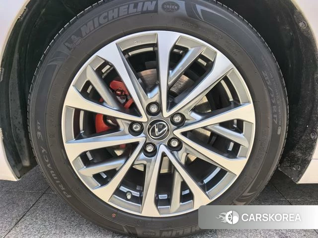 Lexus ES 2022 Белый из Китая, фото 3