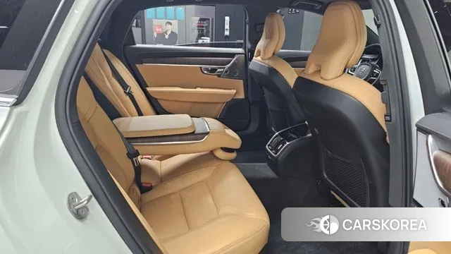 Volvo S90 2023 Белый из Кореи, фото 3