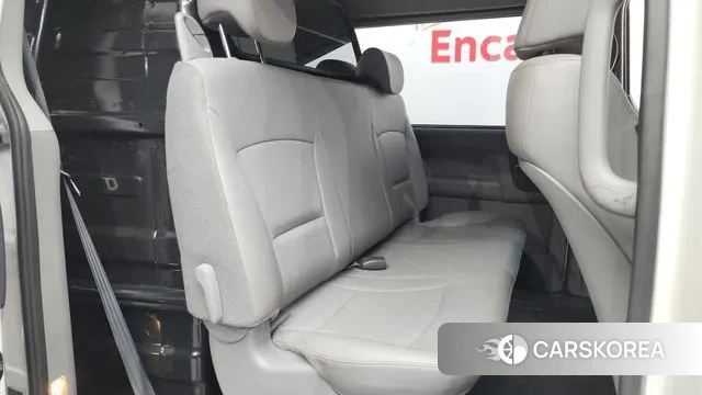 Hyundai The New Grand Starex 2021 Белый из Кореи, фото 3