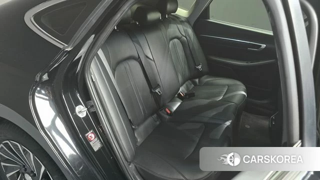 Hyundai Sonata Hybrid (DN8) 2023 Черный из Кореи, фото 3