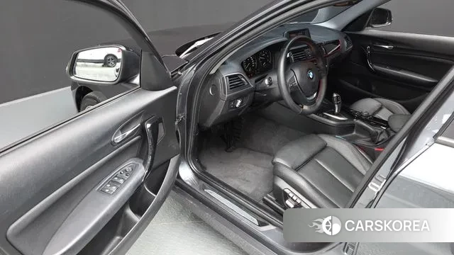 BMW 1 Series (F20) 2018 Серый из Кореи, фото 3