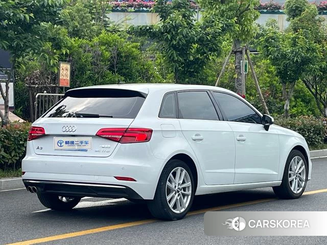 Audi A3 2020 Белый из Китая, фото 3