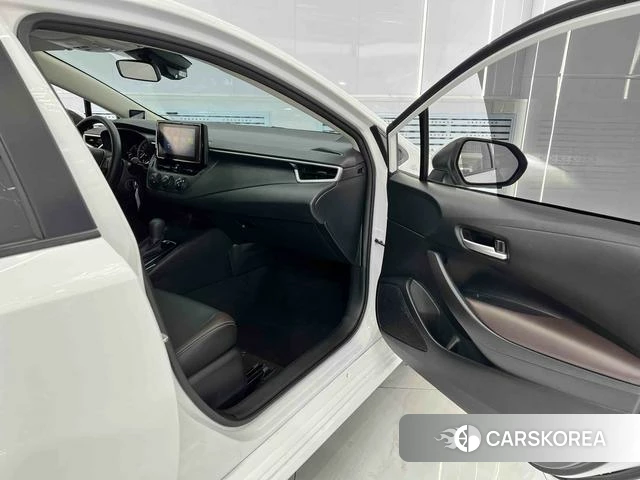 Toyota Corolla 2022 Белый из Китая, фото 3