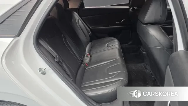 Hyundai Avante (CN7) 2021 Белый из Кореи, фото 3