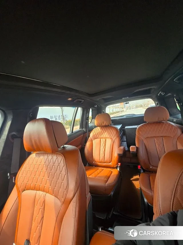 BMW X7 (G07) 2025 Белый из Кореи, фото 3