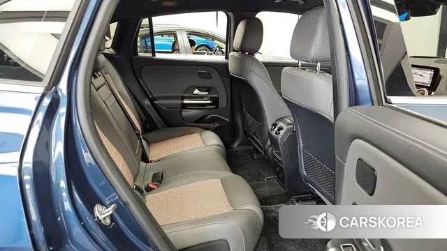 Mercedes-Benz EQA H243 2022 Синий из Кореи, фото 3