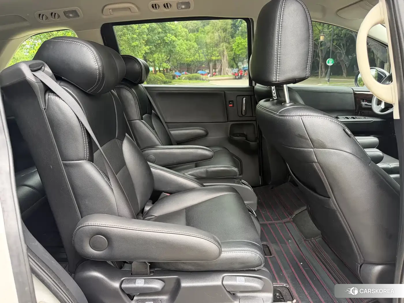 Honda Odyssey 2021 Белый из Китая, фото 3