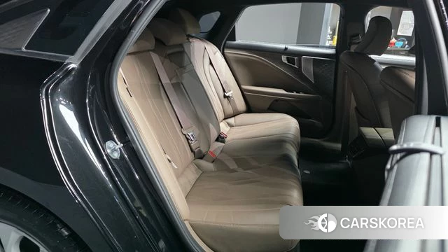 Kia K8 2022 Черный из Кореи, фото 3