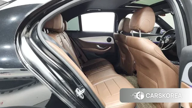 Mercedes-Benz E-Class W213 2020 Черный из Кореи, фото 3