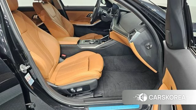 BMW 3 Series (G20) 2023 Черный из Кореи, фото 3