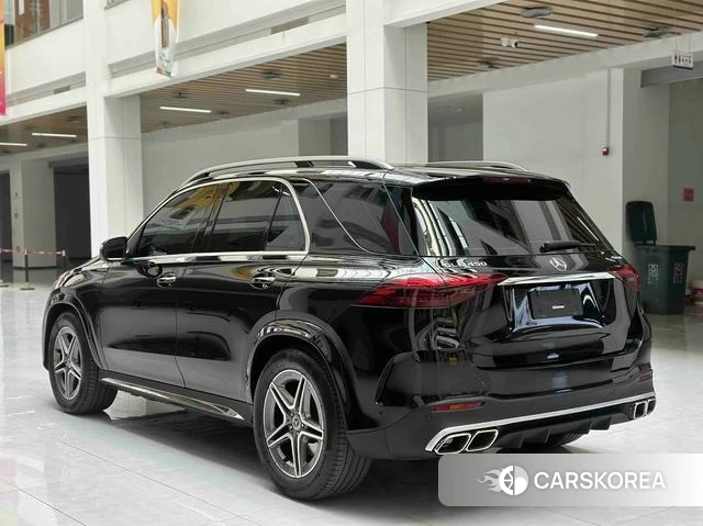 Mercedes-Benz GLE (import) 2024 Черный из Китая, фото 3