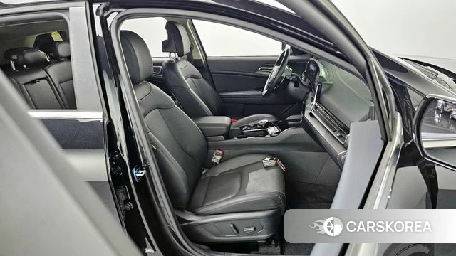 Kia Sportage 5th Generation 2024 Черный из Кореи, фото 3
