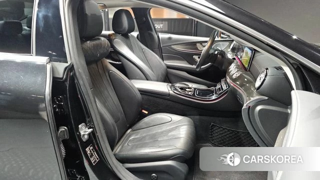 Mercedes-Benz CLS-Class C257 2018 Черный из Кореи, фото 3