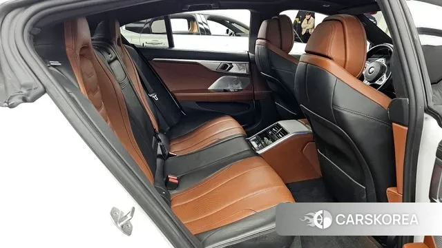 BMW 8 Series (G15) 2021 Белый из Кореи, фото 3