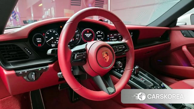 Porsche 911(992) 2023 Серебристо-серый из Кореи, фото 3