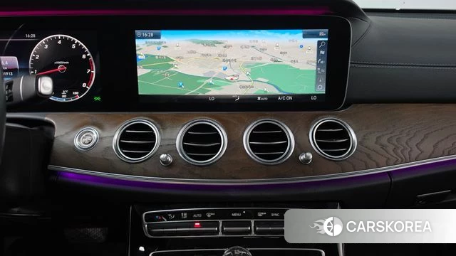 Mercedes-Benz E-Class W213 2018 Черный из Кореи, фото 3