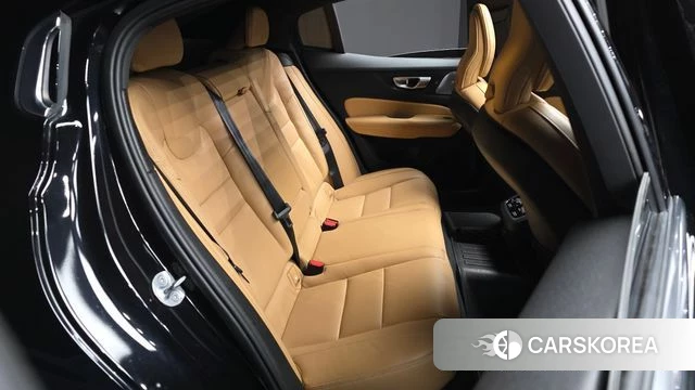 Volvo S60 3rd generation 2024 Черный из Кореи, фото 3