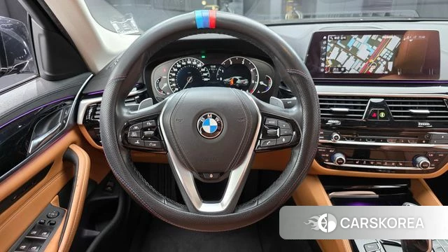 BMW 5 Series (G30) 2018 Черный из Кореи, фото 3