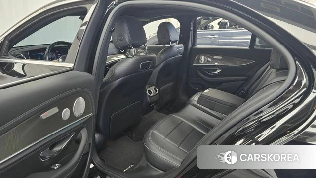 Mercedes-Benz E-Class W213 2019 Черный из Кореи, фото 3