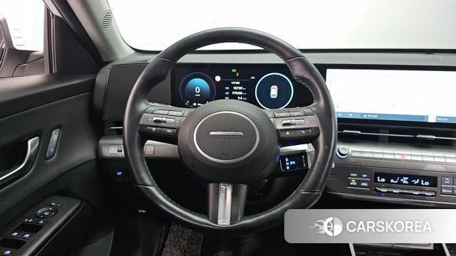 Hyundai Kona (SX2) 2023 Белый из Кореи, фото 3